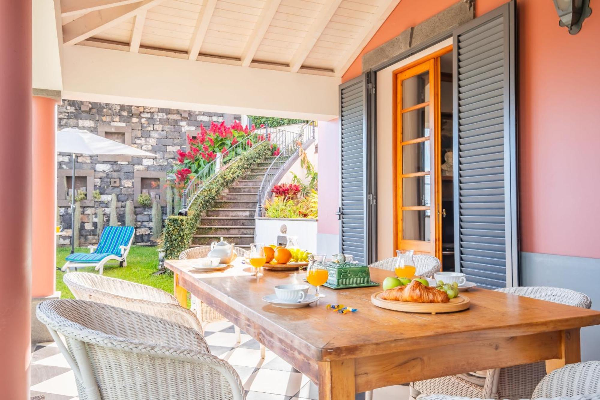 Vila Botanica - By Wehost Φουνκάλ Εξωτερικό φωτογραφία